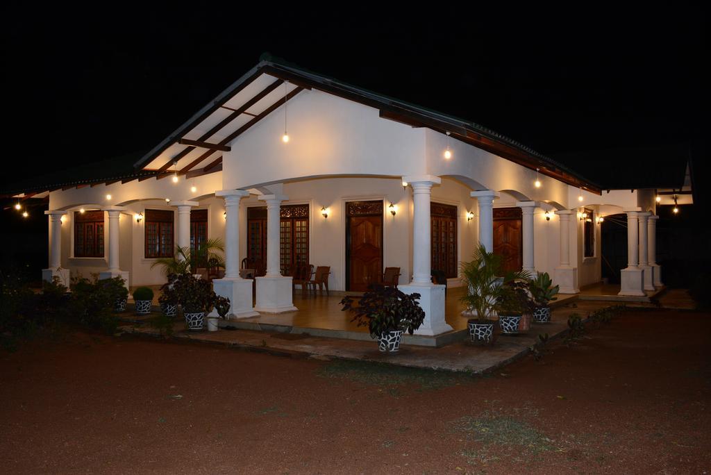 فندق First House مايهينتاليه المظهر الخارجي الصورة