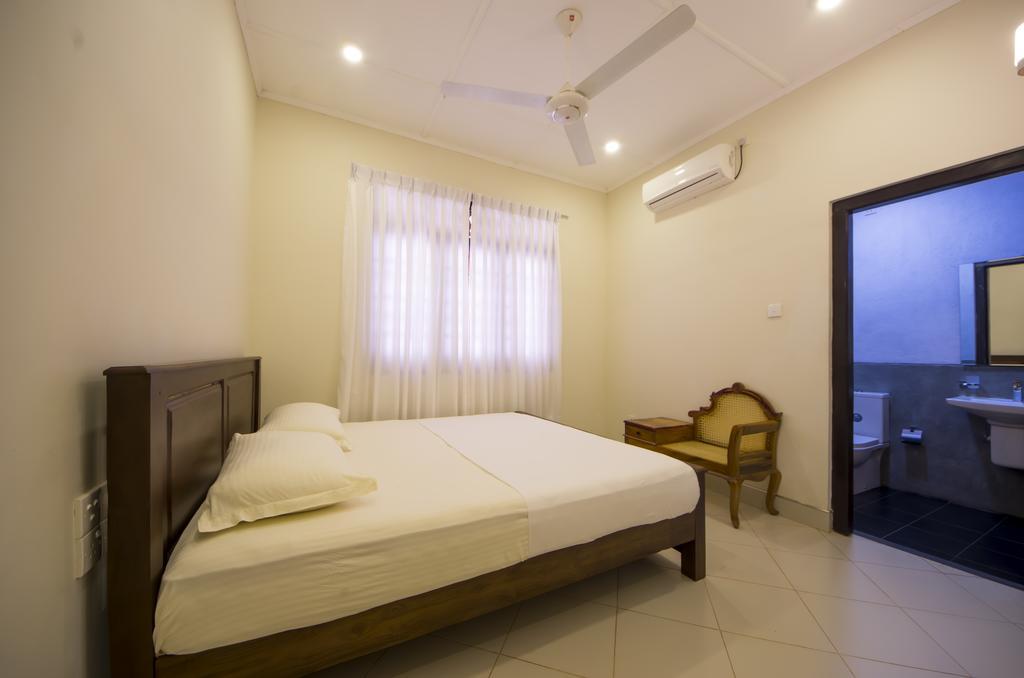 فندق First House مايهينتاليه المظهر الخارجي الصورة